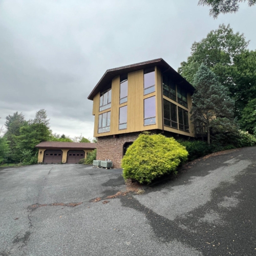 125 Grandview Boulevard