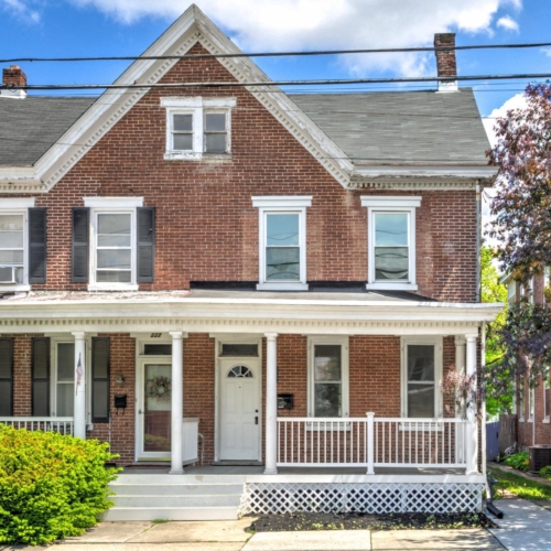 225 N College Street
