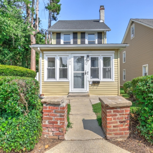 605 Vernon Street