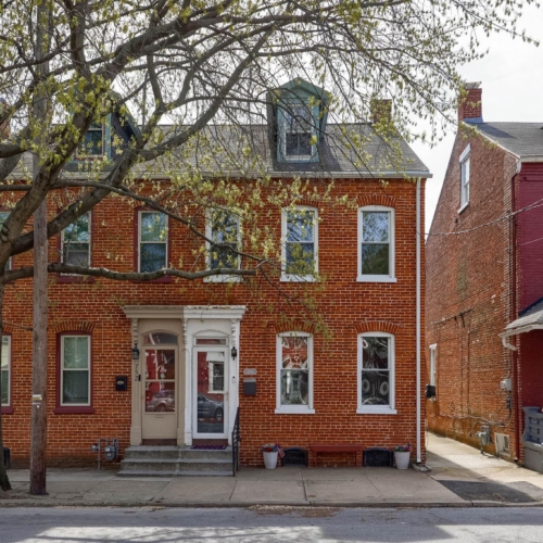 750 Locust Street
