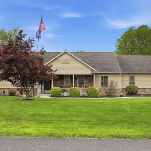 28 Farmington Way