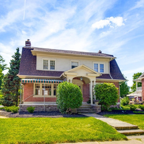 8 Mayfield Drive
