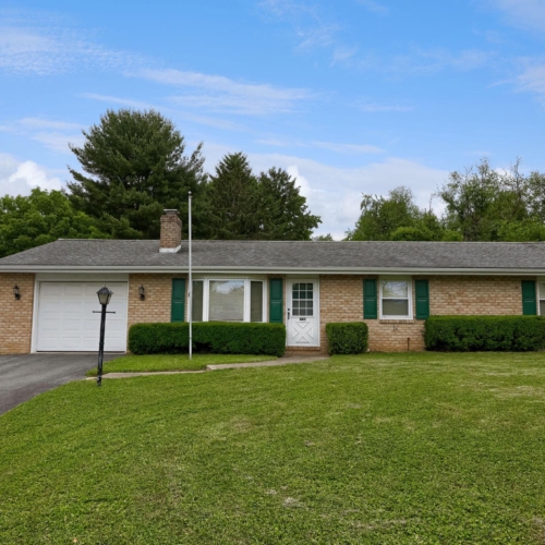 485 Summit Drive