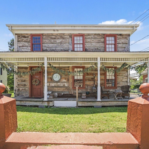 902 Village Rd 1
