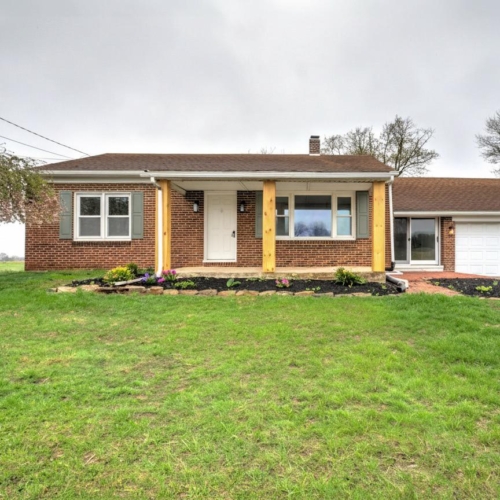 7047 Lincoln Highway W