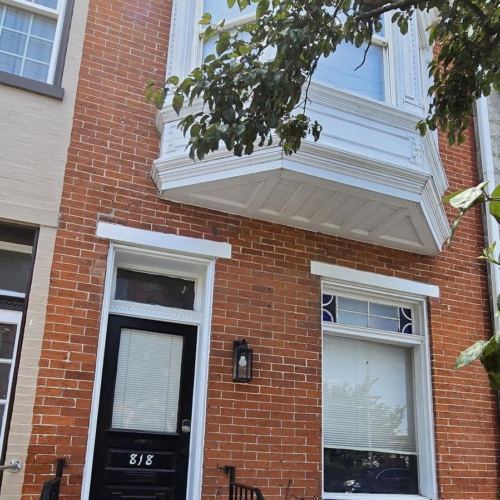818 E Market Street
